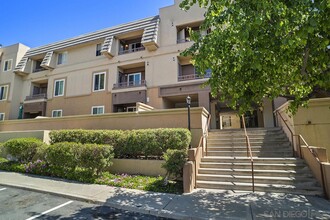 3440 Lebon Dr in San Diego, CA - Building Photo - Building Photo