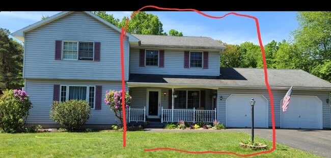 80 Lower Newtown Rd in Waterford, NY - Building Photo - Building Photo