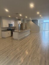 14033 Riverside Dr in Los Angeles, CA - Building Photo - Building Photo