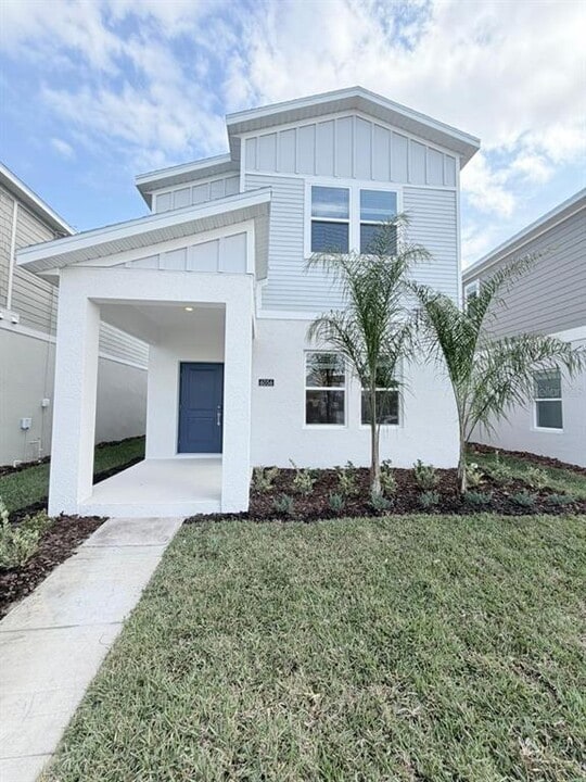 6056 Zen Wy in Clermont, FL - Building Photo