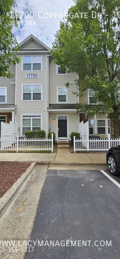 11700 Coppergate Dr in Raleigh, NC - Building Photo - Building Photo