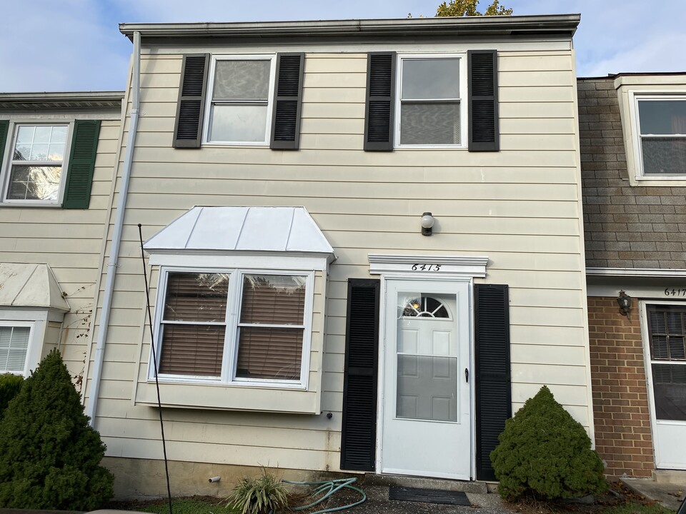 6415 Lamplighter Ridge in Glen Burnie, MD - Building Photo