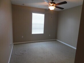 2657 River Landing Dr in Sanford, FL - Building Photo - Building Photo