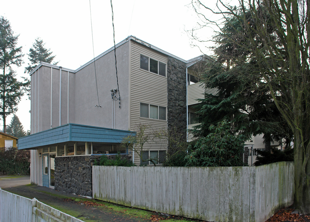 Matador Apartments in Seattle, WA - Foto de edificio