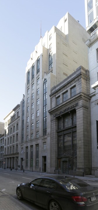 231-235 Saint-Jacques W in Montréal, QC - Building Photo