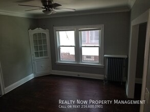 3149 E Derbyshire Rd in Cleveland Heights, OH - Building Photo - Building Photo