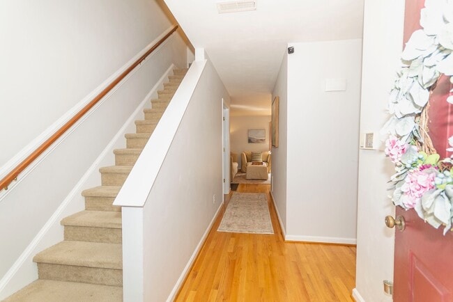 2429 Avenham Ave SW in Roanoke, VA - Building Photo - Building Photo