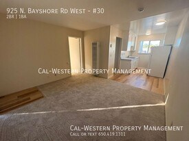 925 N Bayshore Rd W in San Jose, CA - Building Photo