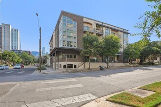 908 Nueces St in Austin, TX - Building Photo - Building Photo