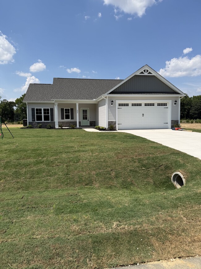 property at 405 Creeks Edge Dr