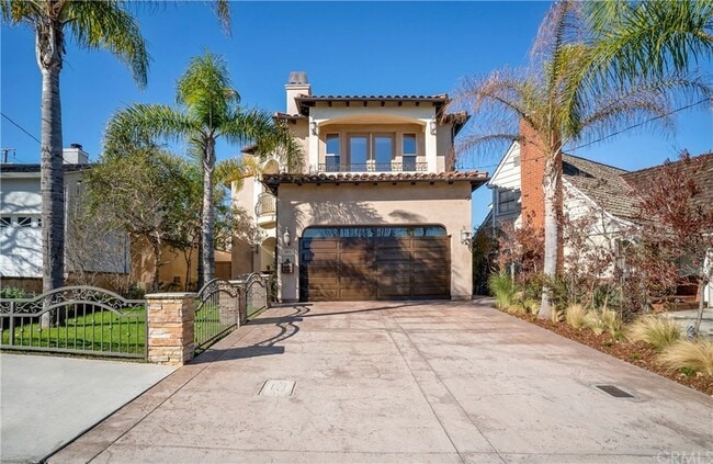 property at 2509 Palm Ave