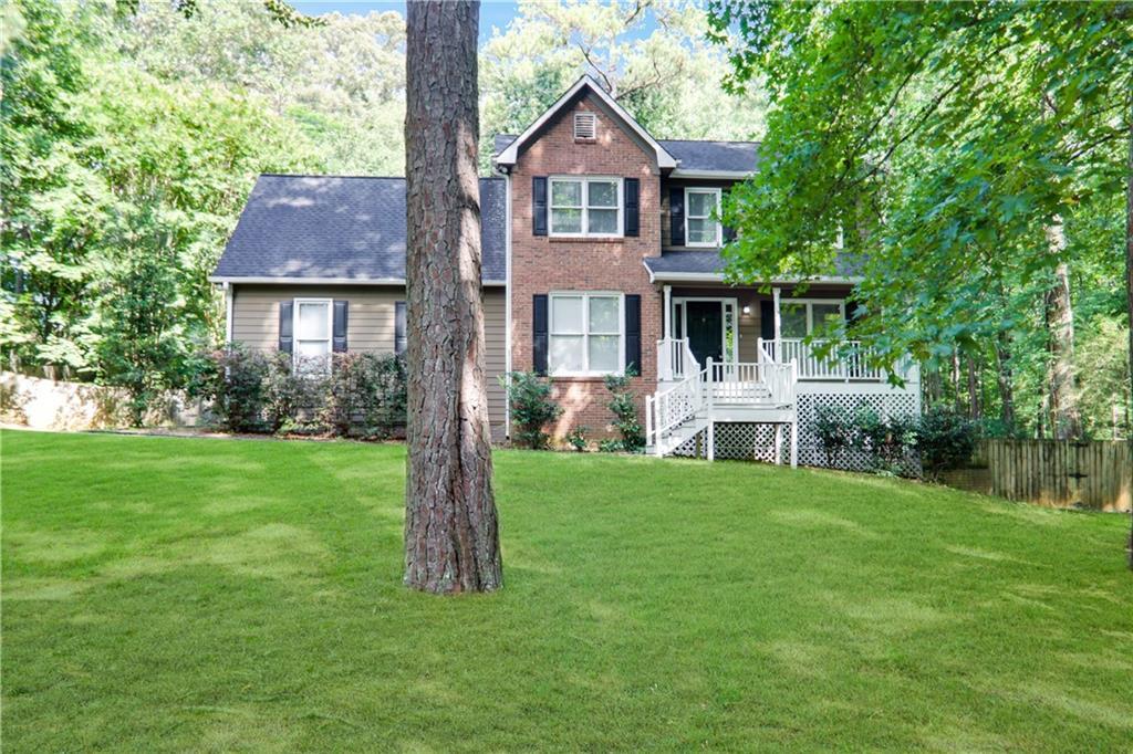 130 Cedar Creek Ct in Fayetteville, GA - Building Photo