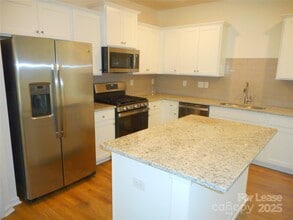 2837 Aubrey St in Monroe, NC - Building Photo - Building Photo
