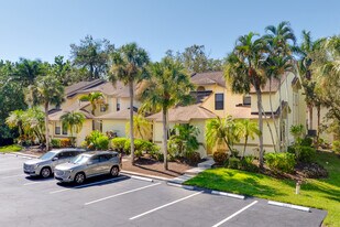 Parkside Condominiums in Ft. Myers, FL - Building Photo
