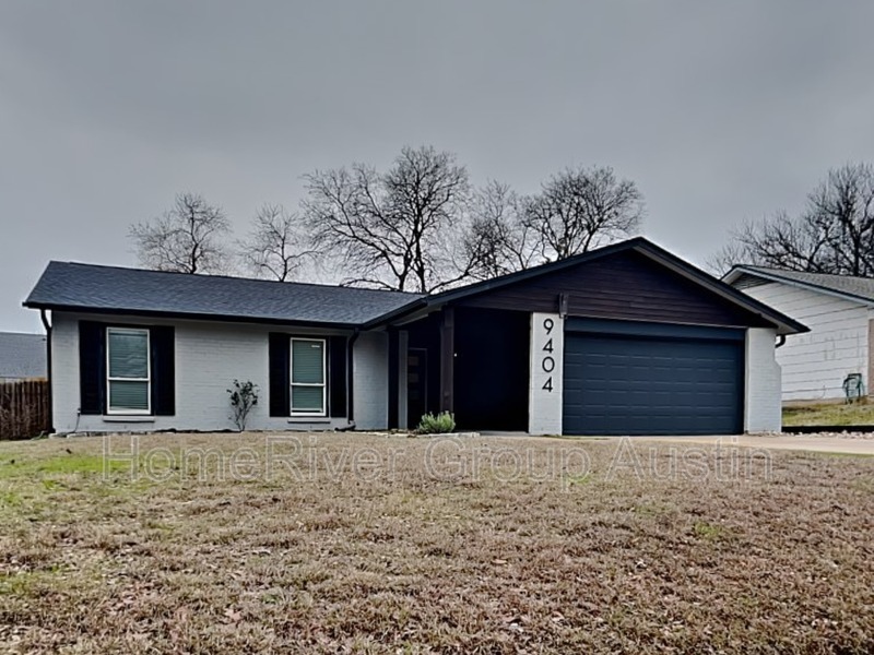 9404 Meadow Vale in Austin, TX - Building Photo