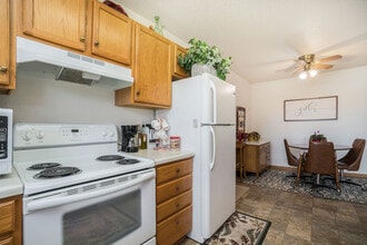 2614 Poetters Cir in Fairmont, MN - Building Photo - Building Photo