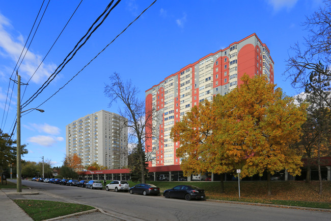 The Westview in Kitchener, ON - Building Photo - Building Photo