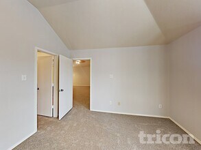 10712 Braemoor Dr in Haslet, TX - Foto de edificio - Building Photo