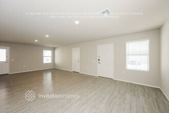 13411 Ashworth Blvd in San Antonio, TX - Foto de edificio - Building Photo