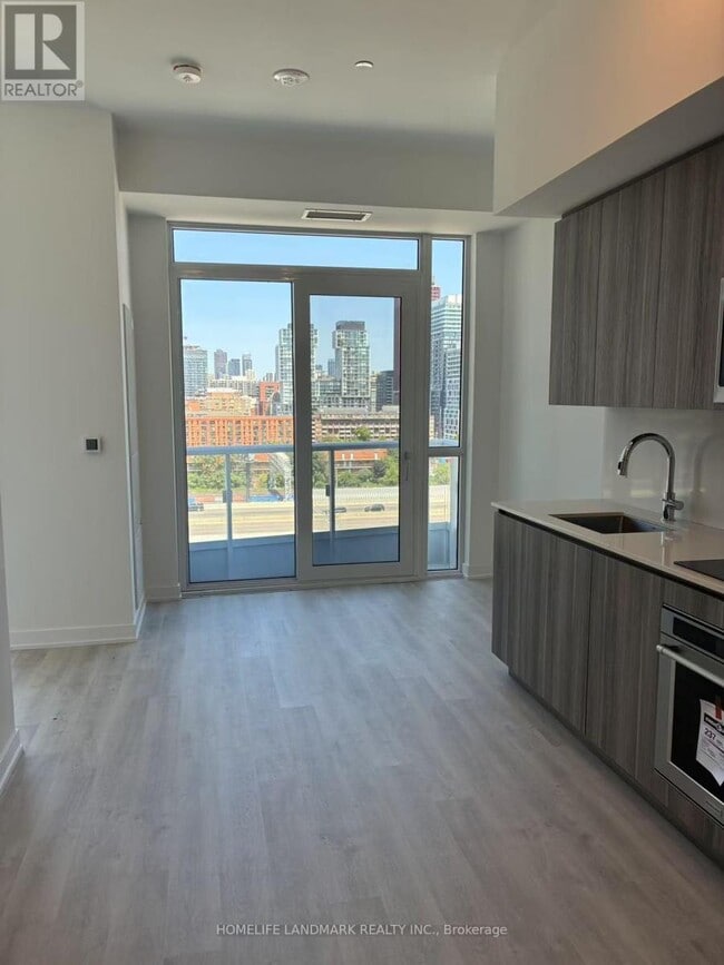 15 Richardson St in Toronto, ON - Building Photo - Building Photo