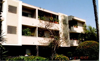 1821 Crenshaw Blvd Apartments