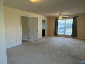 128 Clover Ridge Dr in Madison, AL - Building Photo - Building Photo