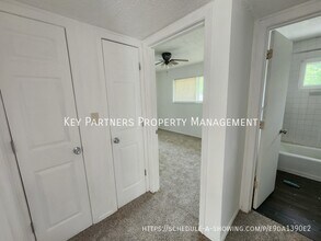 130 Warner Ave in Bonner Springs, KS - Building Photo - Building Photo