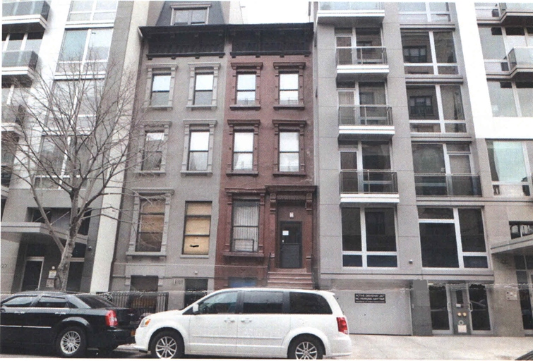 Quadruplex in New York, NY - Building Photo