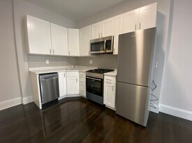 16 Saint Germain St, Unit 8 in Boston, MA - Building Photo