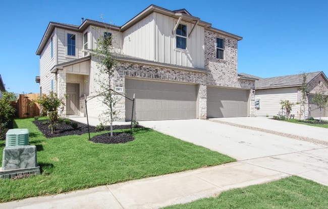 property at 5507 Devils Gate