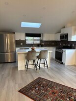 6999 Darnoch Way in West Hills, CA - Building Photo