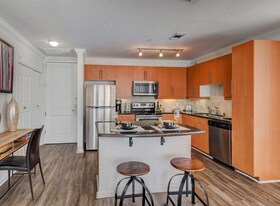 2901 Cityplace W Blvd in Dallas, TX - Building Photo