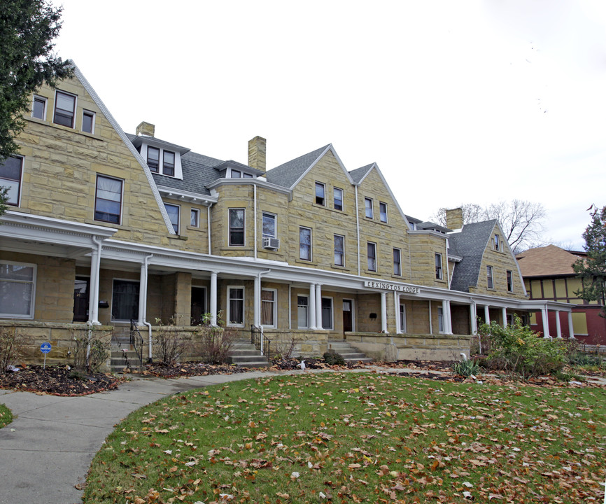 Lexington Lodge in Dayton, OH - Foto de edificio