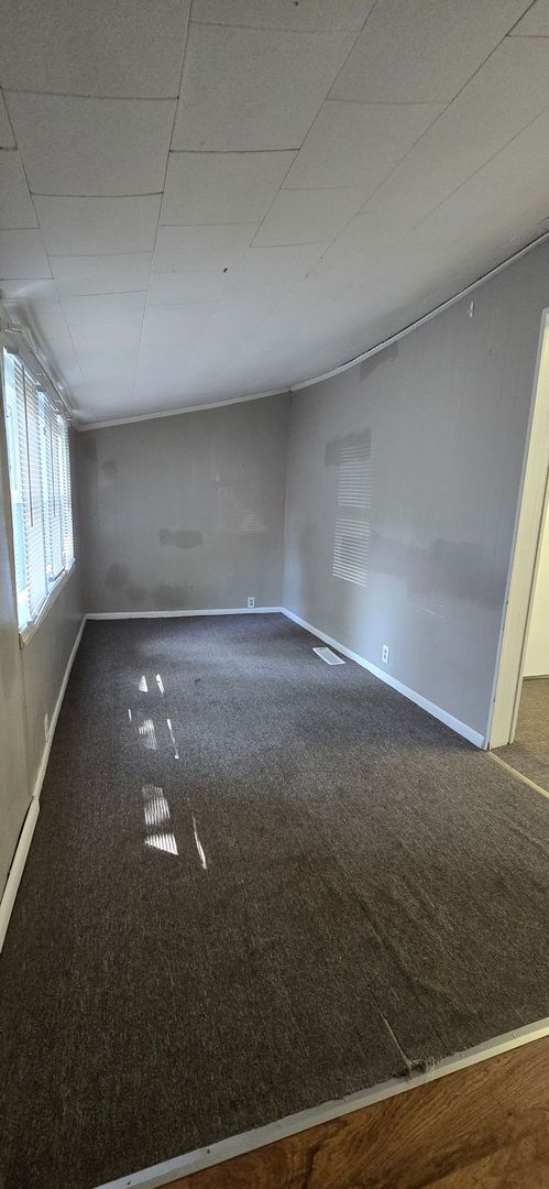 905 W Charles St-Unit -Apt. #C in Muncie, IN - Building Photo - Building Photo