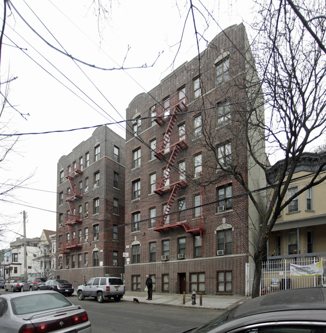 3279-3281 Hull in Bronx, NY - Building Photo - Building Photo