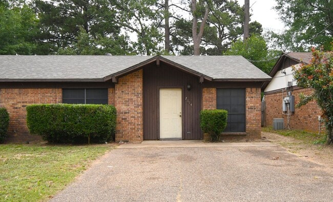 property at 7114 Gatewood Dr