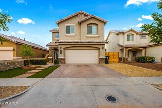 13511 Bradford St in Horizon City, TX - Building Photo - Building Photo