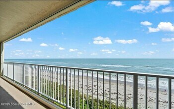 1095 N Hwy A1A in Indialantic, FL - Building Photo - Building Photo