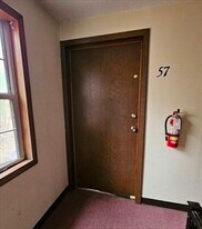 17 Wysocki Dr in Dudley, MA - Building Photo