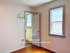 1045 W 8th Alley in Eugene, OR - Building Photo - Building Photo
