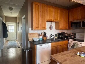 267 Highland Ave, Unit 267 Highland Ave #1L in Somerville, MA - Building Photo - Building Photo
