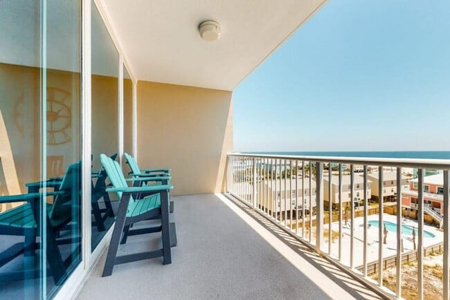 1524 W Beach Blvd in Gulf Shores, AL - Building Photo - Building Photo