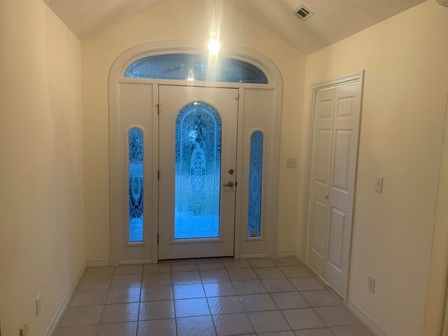 343 Ruckel Dr in Niceville, FL - Building Photo - Building Photo