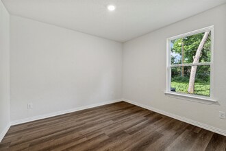 1104 Rose St in Waco, TX - Building Photo - Building Photo