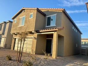 4516 Bayley Skye Ave in Las Vegas, NV - Building Photo - Building Photo