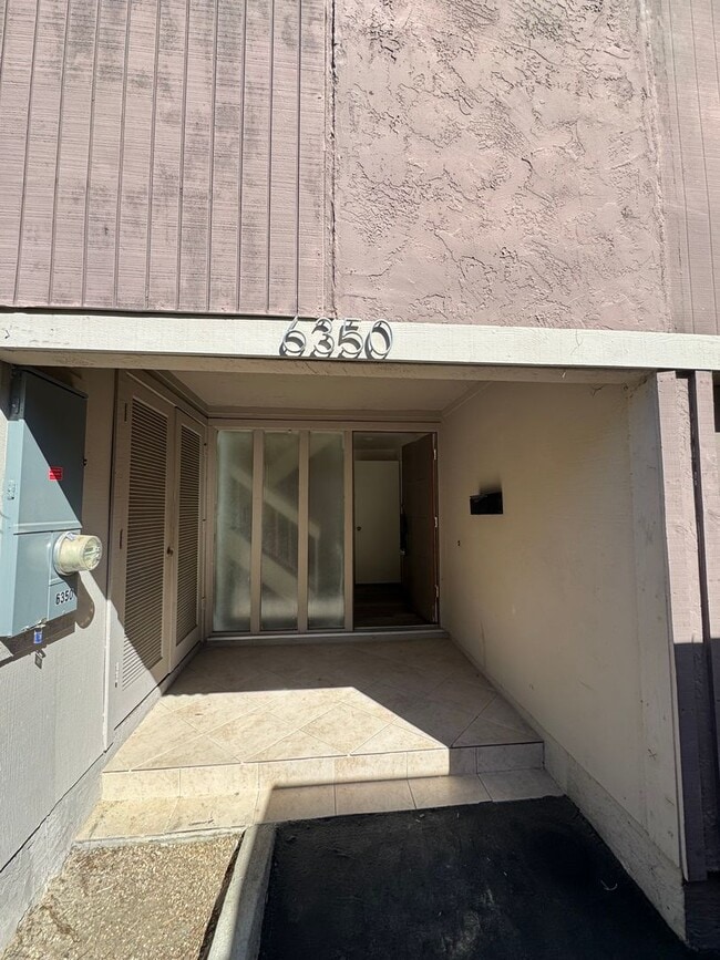 6350 Caminito Salado in San Diego, CA - Building Photo - Building Photo