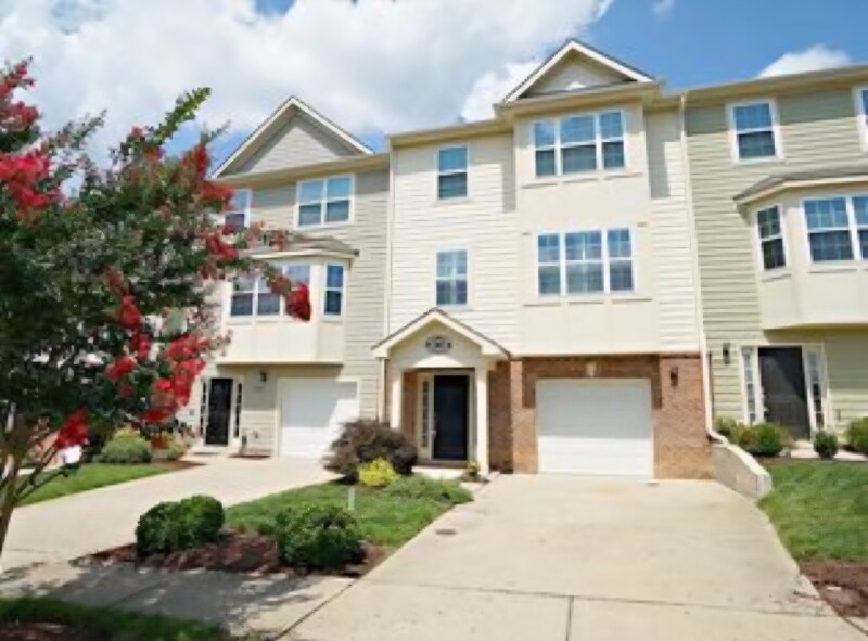 1207 Heritage Links Dr in Wake Forest, NC - Building Photo
