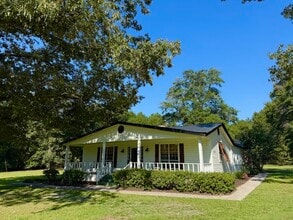 4412 Wesley Rd in Hephzibah, GA - Foto de edificio - Building Photo