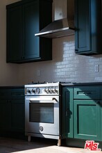 401 1/2 Firmin St in Los Angeles, CA - Building Photo - Building Photo