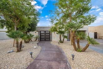 68375 Tachevah Dr in Cathedral City, CA - Building Photo - Building Photo